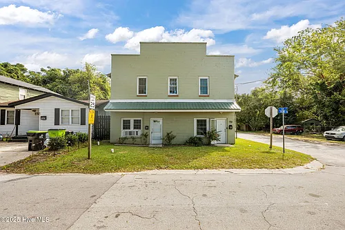 700 2nd Ave #A Photo 1