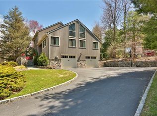 159 Arbor Crst, Somers, NY 10589