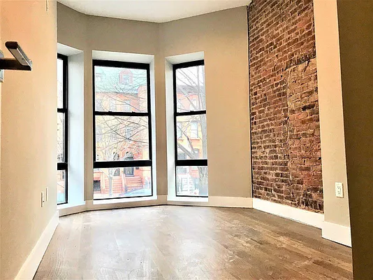 Rented by Brooklyn Group | media 35