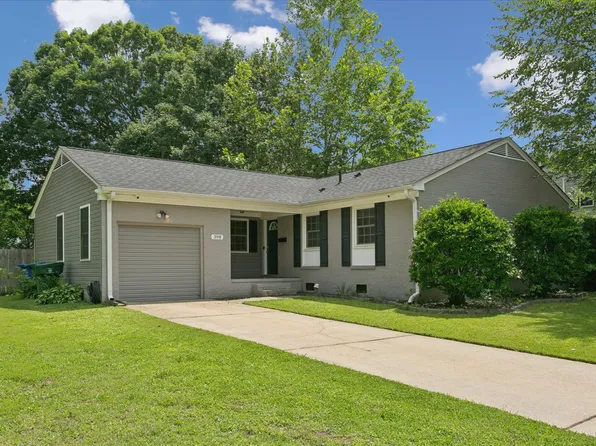 398 Flint Dr, Newport News, VA 23602