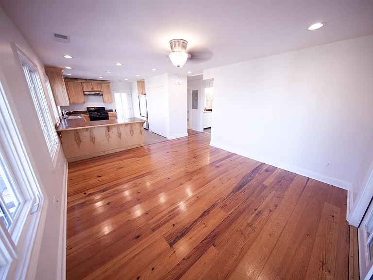 2022 Wappoo Hall Rd #2A — Photo 2
