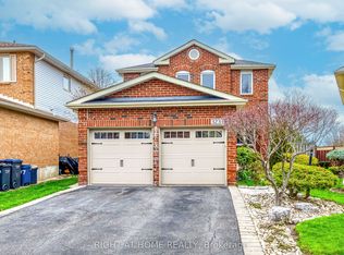 3233 Wilmar Cres, Mississauga, ON L5L4B1
