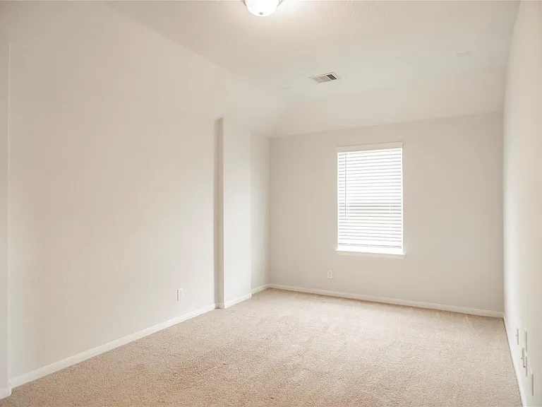 208 Cambria Green Ln — Photo 13