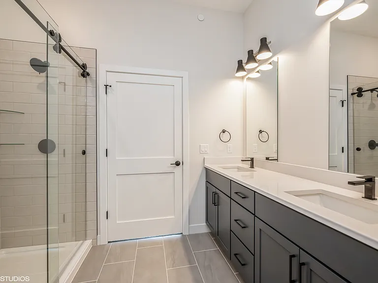 Fulton Lofts — Photo 12