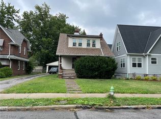 2137 N Taylor Rd, Cleveland Heights, OH 44112