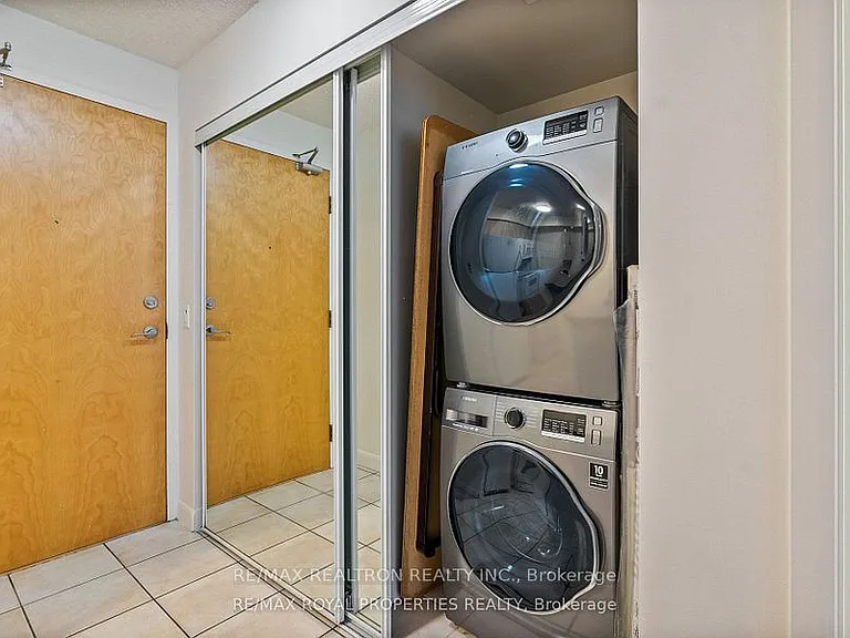 4978 Yonge St #810 — Photo 13