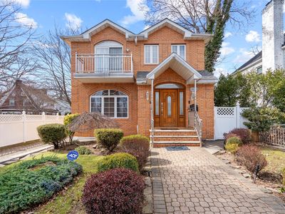 32-40 213 Street, Bayside, NY, 11361