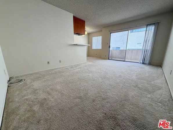 1261 Granville Ave #6, Los Angeles, CA 90025