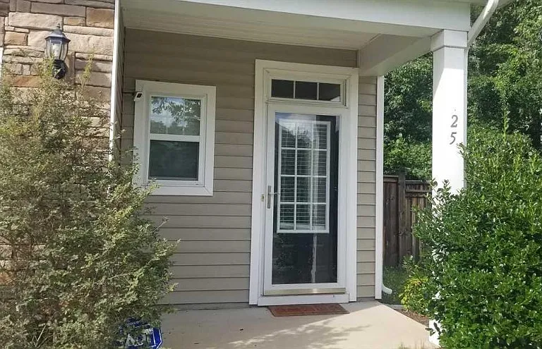 25 Piccadilly Ct — Photo 11