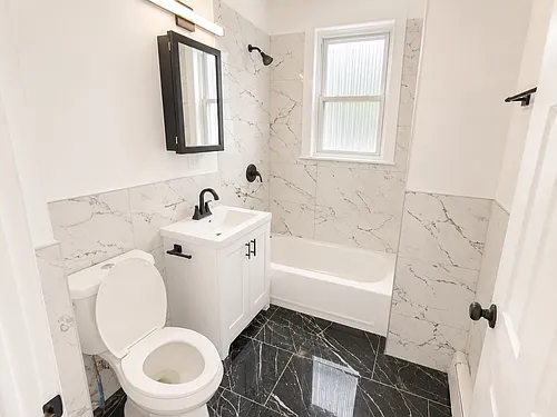 152 Chadwick Ave Photo 1