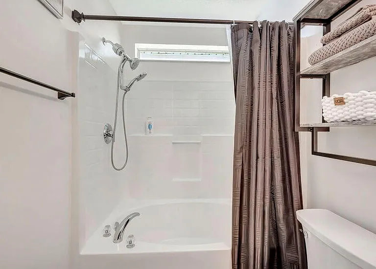 237 SW Twig Ave — Photo 23