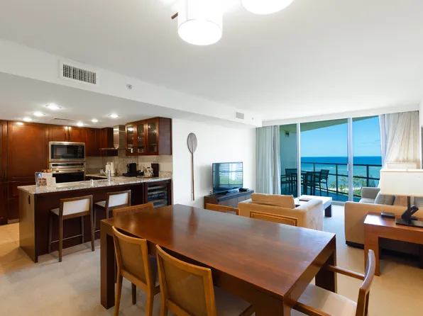 223 Saratoga Rd #1711, Honolulu, HI 96815