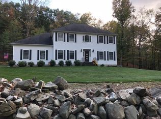 79 Pea Hill Rd, New Windsor, NY 12553