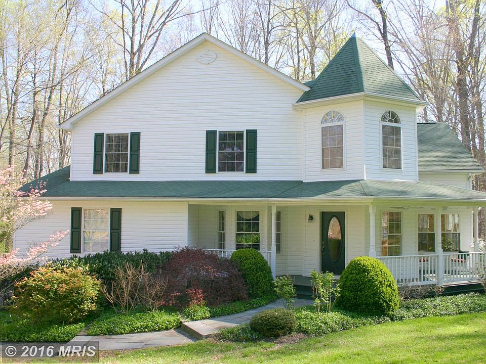 1st image of 14B Harwood Dr