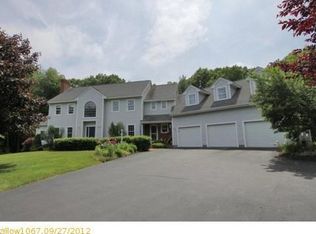 28 Hazeltine Dr, Cumberland, ME 04021