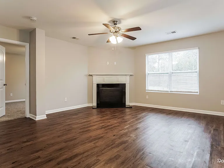 193 Addison Dr — Photo 5