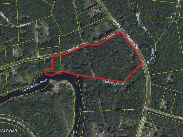 Markle Rd, Hawley, PA 18428