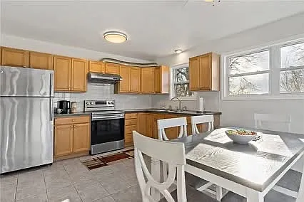 14 Meadowview Ter — Photo 8