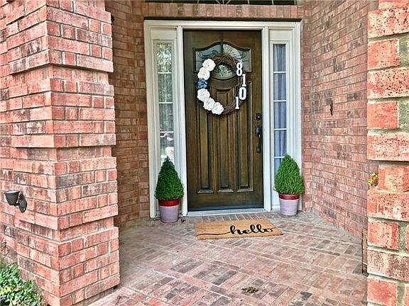 5th image of 8101 Yellowstone Dr