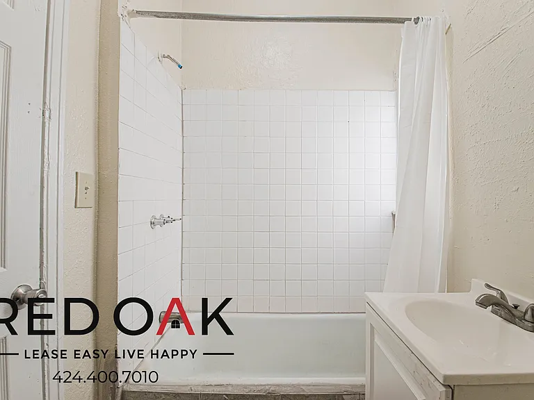 2966 James M Wood Blvd #2 — Photo 13