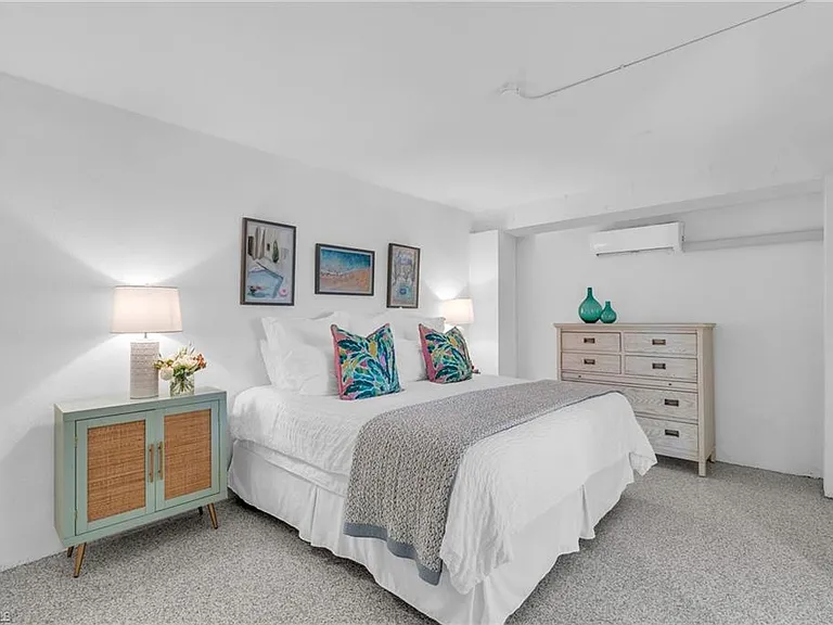 27725 Forester Dr — Photo 37