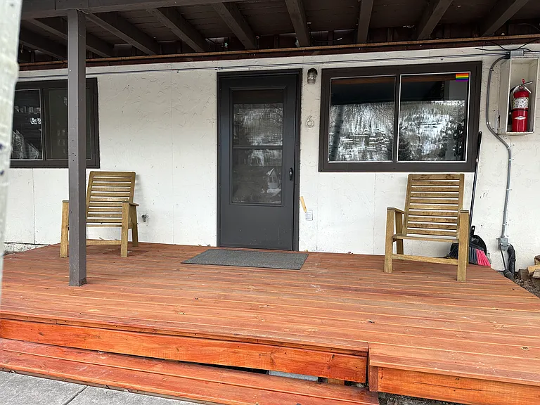 Front deck