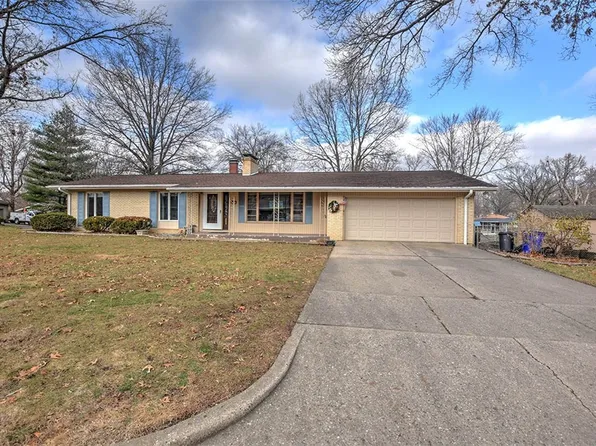 2424 W Forest Ave, Decatur, IL 62522