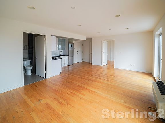 5th image of 23-15 Astoria Blvd #7EE