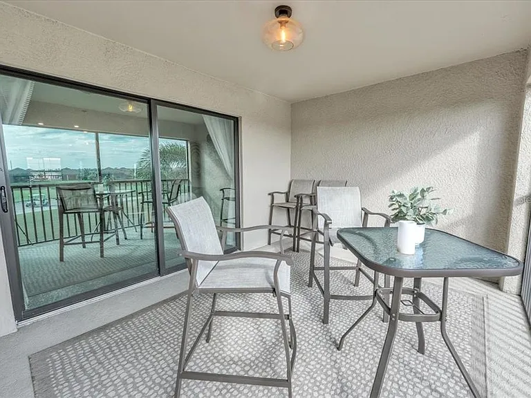 5711 Palmer Cir #206 — Photo 27