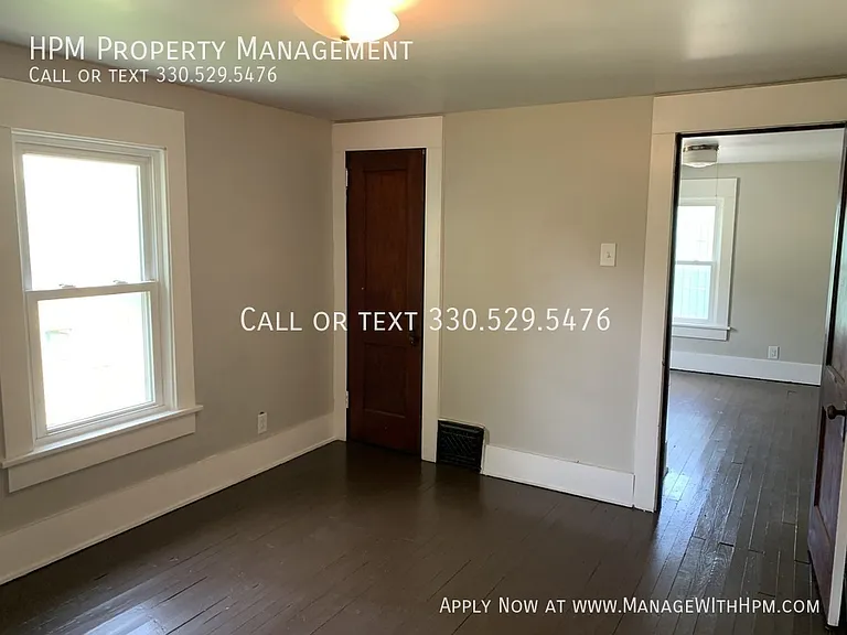 1329 Auld St — Photo 16