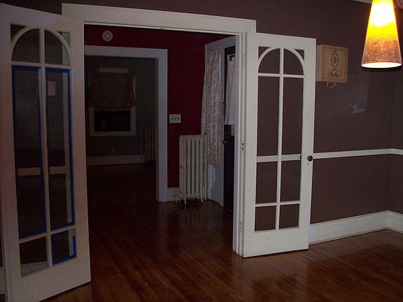 dining room to entry way