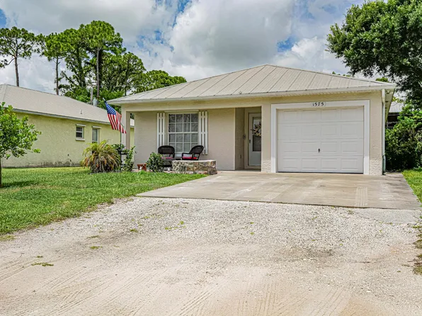 1575 17th Ct SW, Vero Beach, FL 32962