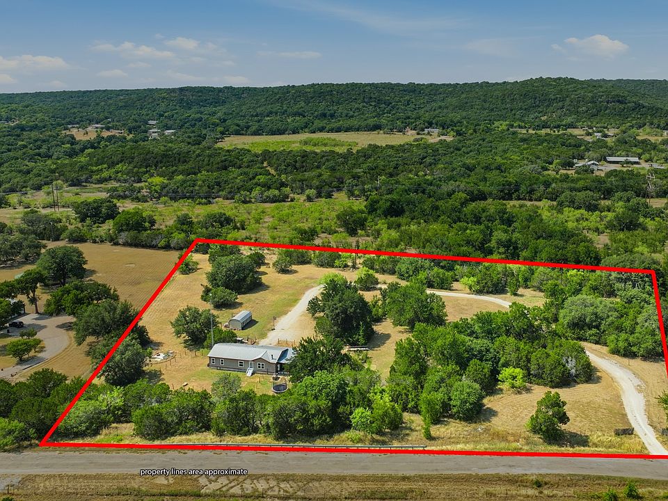 1st image of 100 Shady Oaks Dr