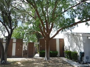 5237 S Sandhill Rd, Las Vegas, NV 89120