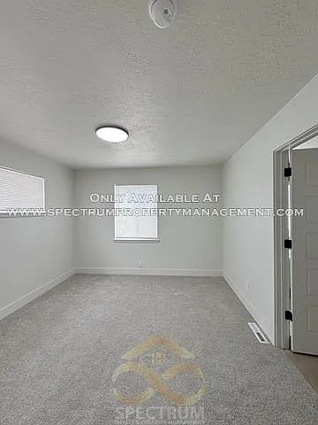 4195 S 1865 E — Photo 13