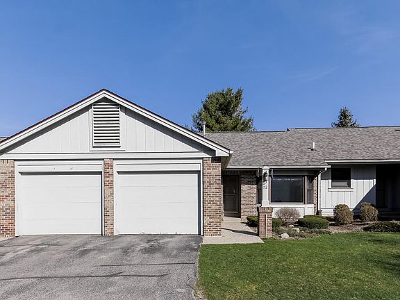 2nd image of 72 Skyline Cir NW #1