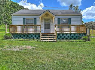 813 E McKee St, Greeneville, TN 37743