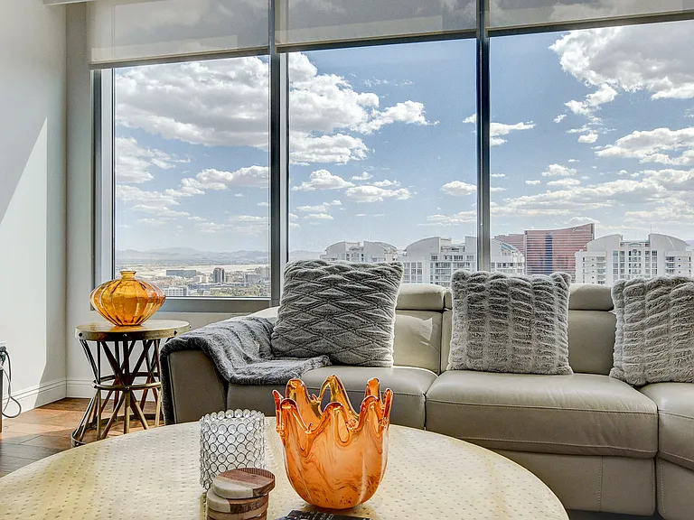 222 Karen Ave #4101 — Photo 4