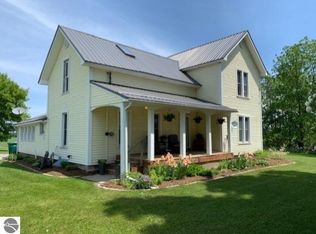 5040 W Jefferson Rd, Alma, MI 48801