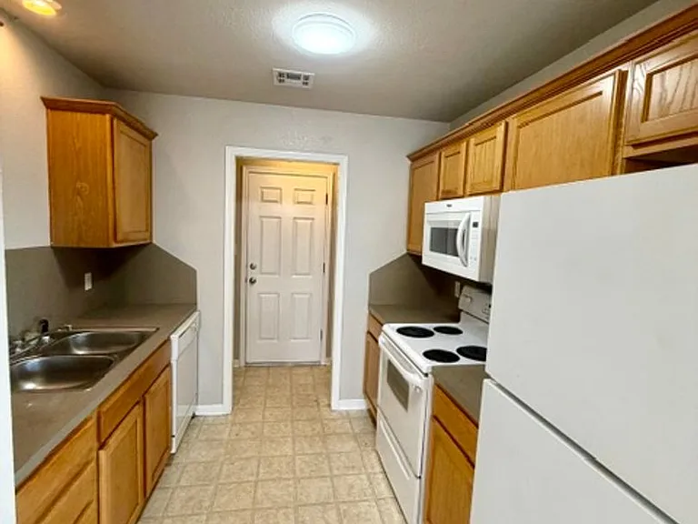 3069 Palomino Trl — Photo 10