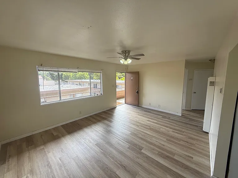4740 Appian Way #22 — Photo 3