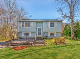 40 Woody Hill Rd, Westerly, RI 02891