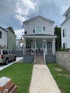 1st image of 587 Rutledge Ave APT B