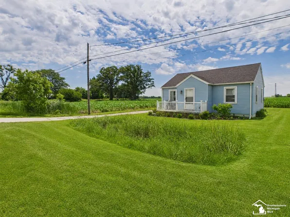6519 Us Highway 223, Ottawa Lake, MI 49267