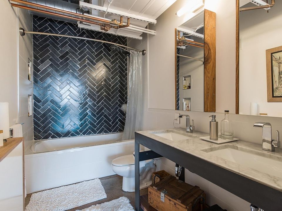 1st image of 1777 E 39th Ave APT 301