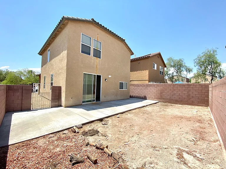 6486 W Eldorado Ln — Photo 30
