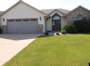 108 Copper Village Cir, Mankato, MN 56001