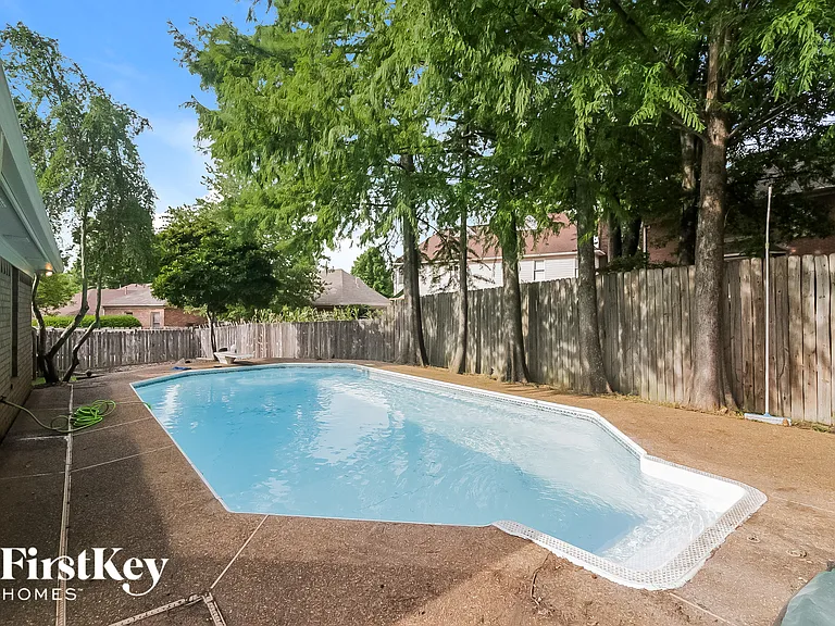 1790 Mill Glen Cv — Photo 14