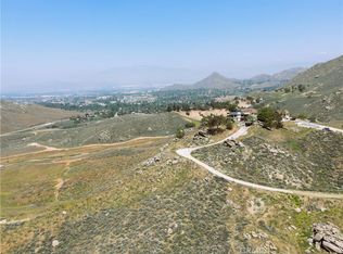 20682 Hill Top Dr, Riverside, CA 92507