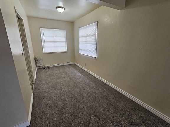 4th image of 802 Raymond Ave APT 5